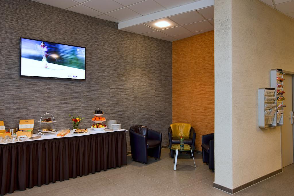 Bonjour Tagungshotel Stuttgart-Герлинген Экстерьер фото